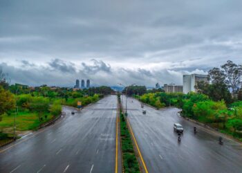 Winter Storm Hits Islamabad-Rawalpindi: Severe Weather Brings Heavy Rainfall and Hailstorm