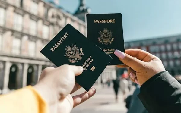 Passport stamping likely to be over as US successfully tests paperless visas