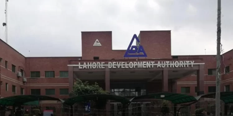 Cheezious, J. and Euro Store sealed for Violation of Building Bylaws