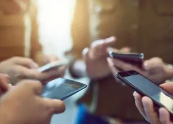 Easy Installment Plans Scheme for Mobiles to Launch Next Week by IT Ministry