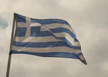 Greece plans to revamp Residence Permit process to facilitate immigrants