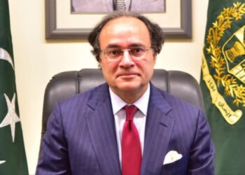 Finance Minister announces massive bonus for NA staff