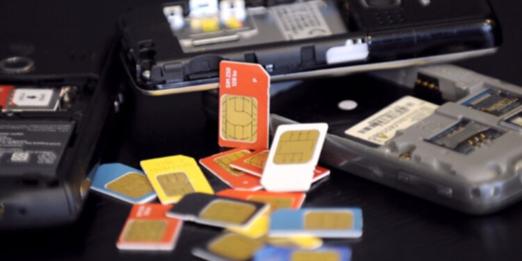 Telecom sector rejects 75% tax deduction on mobile balance for non-filers