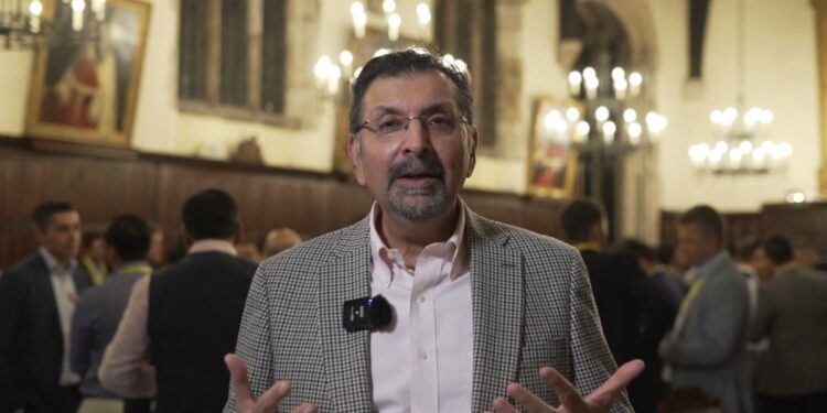 Farrukh H Khan no longer PSX CEO