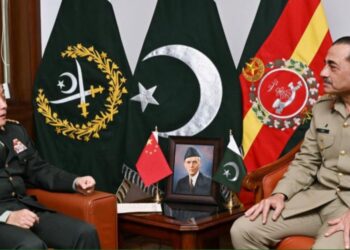 Pakistan, China explore ways to boost defense cooperation