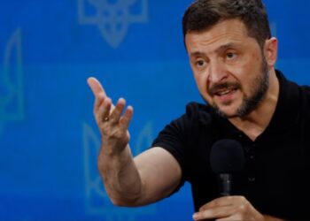 Ukraine’s Zelenskiy to present plan to Biden to end war with Russia