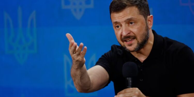 Ukraine’s Zelenskiy to present plan to Biden to end war with Russia