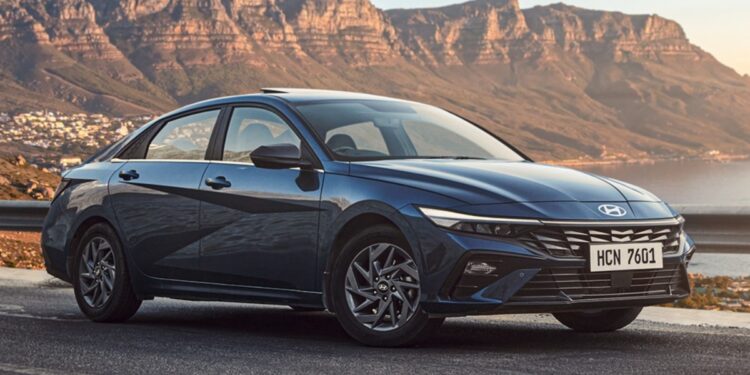 Hyundai Elantra Hybrid 2025 launch price, features and booking details