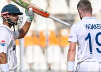 Masood hits ton to power Pakistan to 233-1 against England