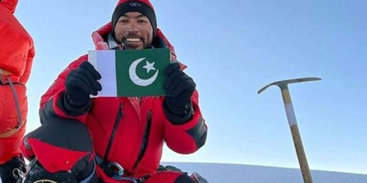 Sirbaz Khan becomes first Pakistani to conquer all 8,000ers