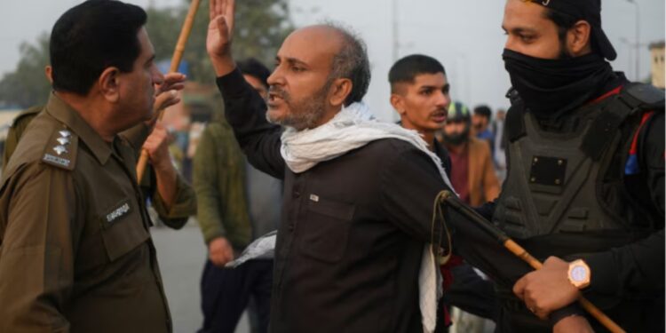 Nearly 1,000 held after PTI Islamabad protests