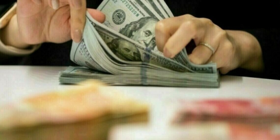 Pakistan posts $349m surplus in Oct 2024