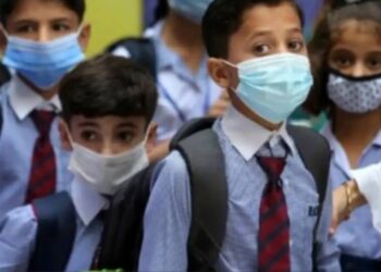 Punjab changes school timings as smog levels drop