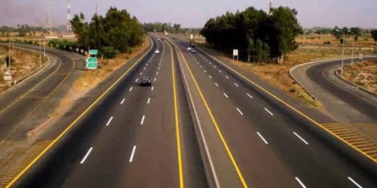 Govt announces plan for Karachi-Sukkur Motorway