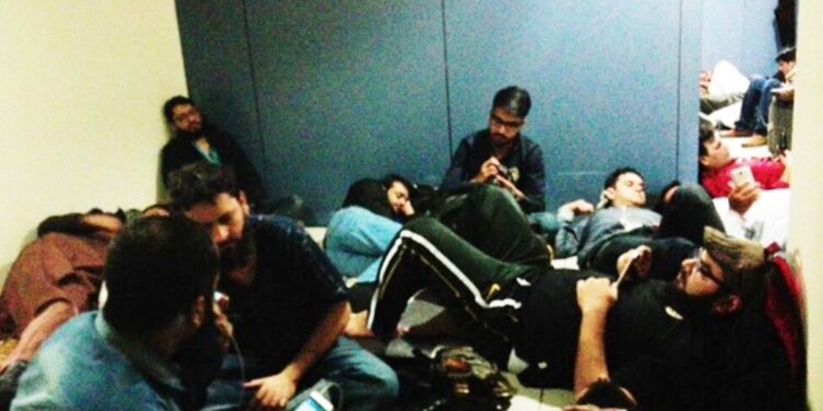 China joins countries deporting Pakistanis