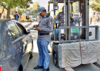 Pay traffic challans and get your salary, govt tells employees