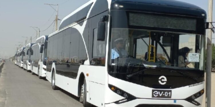 Islamabad announces 13 electric bus routes