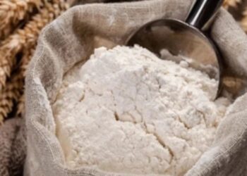 Flour prices drop in Karachi