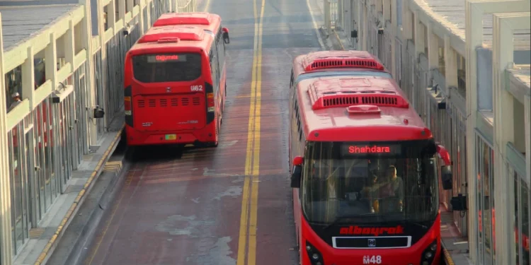 Rising thefts leave Lahore metro bus system in ruins