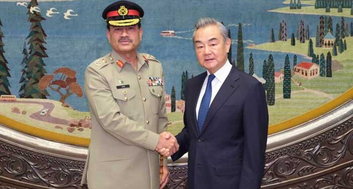 Chinese Foreign Minister and Field Marshal talk regional security