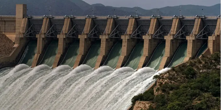 Tarbela dam reaches full capacity as flood risk rises