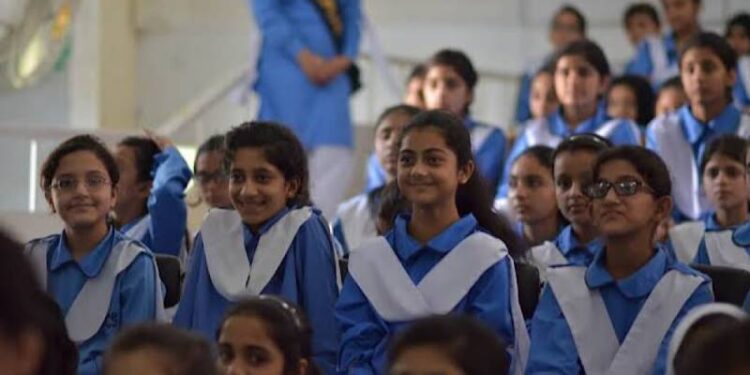 Schools in Punjab could stay closed longer – find out why