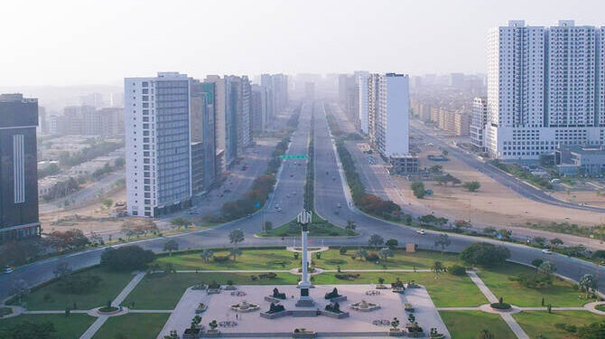 Bahria Town accused of involvement in large-scale money laundering case