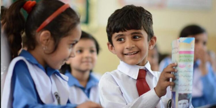 Private schools demand end to Friday holidays for better education