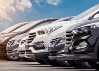 IMF pushes Pakistan to tighten rules on imported vehicles