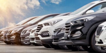 IMF pushes Pakistan to tighten rules on imported vehicles